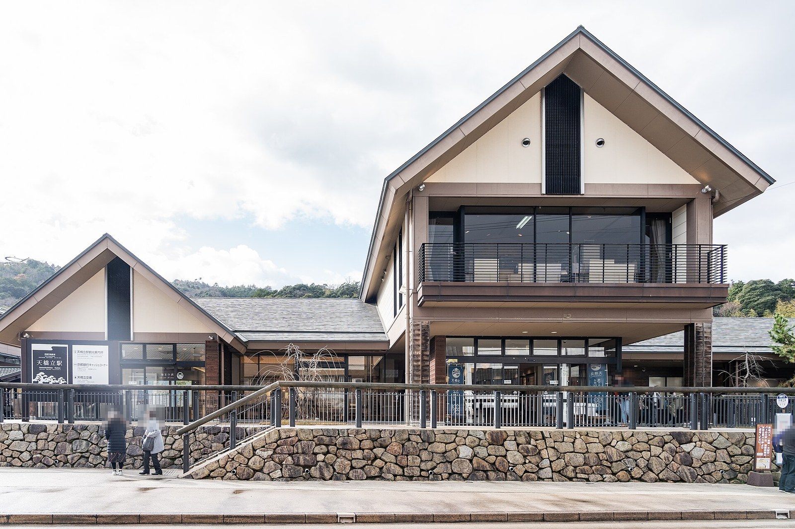 아마노하시다테역 앞 풍경