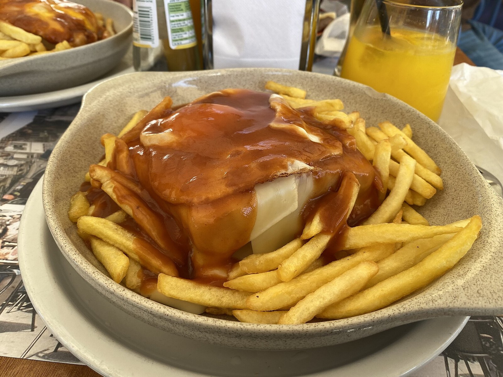 프란세지냐 접시
